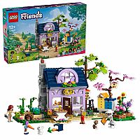 42669 LEGO® Beekeepers' House and Flower Garden