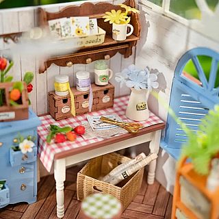 Rolife Dreamy Garden House DIY Miniature House Kit