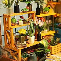 Cathy's Flower House DIY Kit