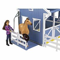Deluxe Country Stable with Horse & Wash 