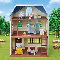 Calico Critters Sky Blue Terrace Gift Set